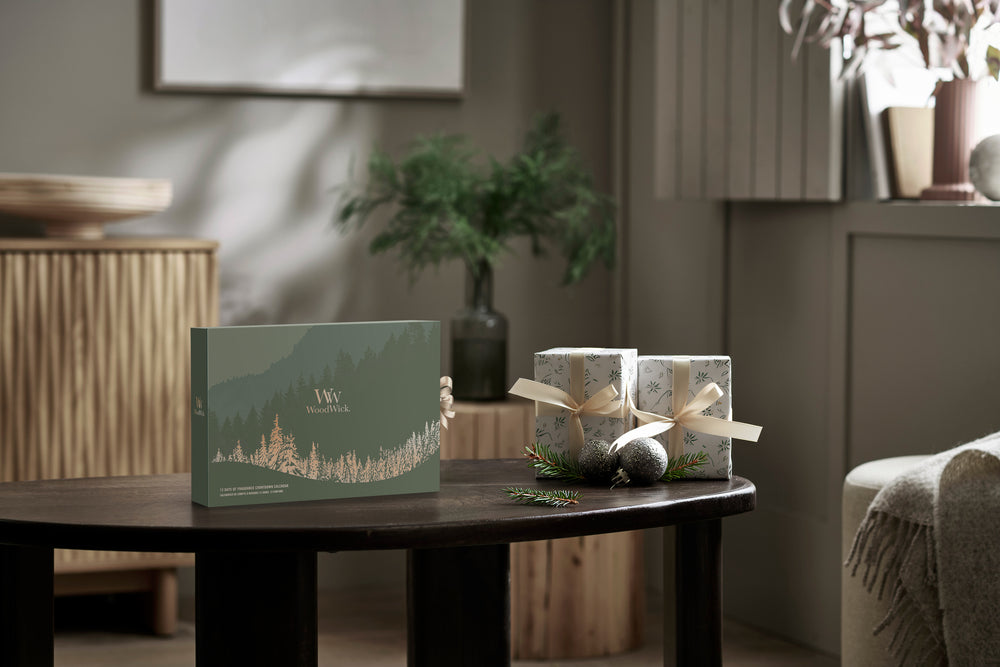 WoodWick Adventskalender 12 Days of Fragrance - 12 Stuks - Geurkaars in Glas - Houten Lont