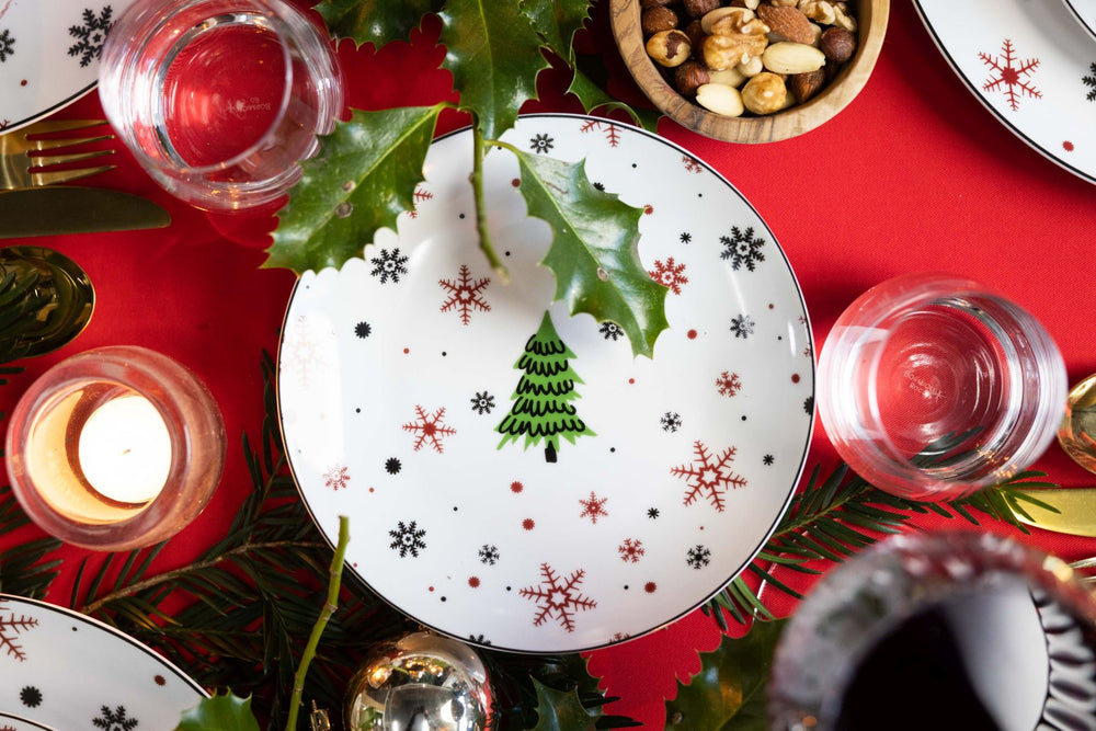 Cookinglife Serviesset - Kerstservies - Porselein - Rood 18-delig / 6 personen - 6 dinerborden, 6 ontbijtborden & 6 kommen
