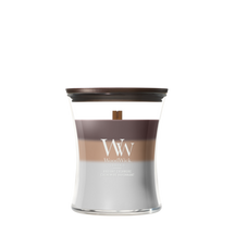 WoodWick Geurkaars Medium Trilogy Radiant Cashmere - 11 cm / ø 10 cm - Geurkaars in Glas - Houten Lont