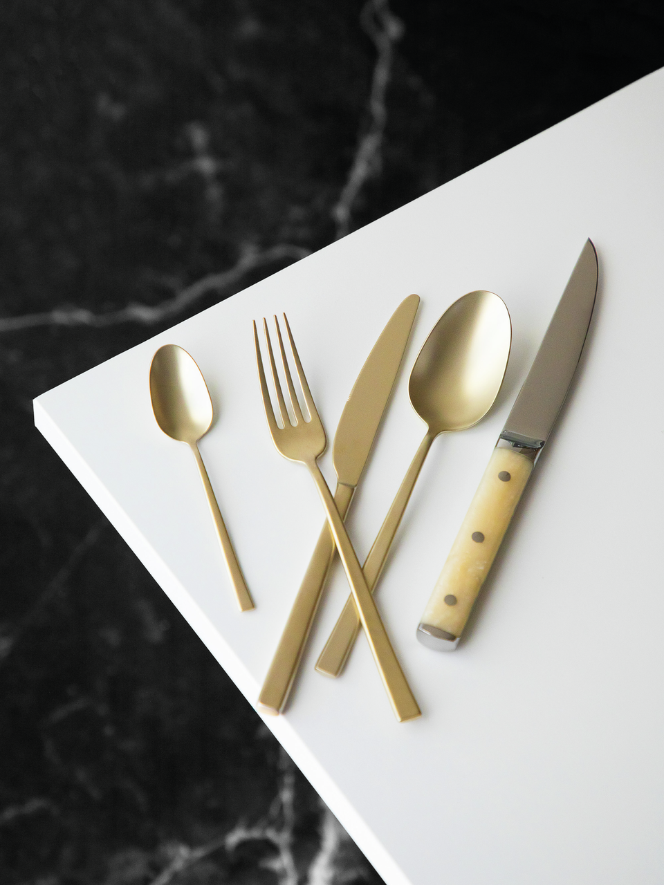 Sambonet Bestekset Rock - Antique Champagne - 60 delig / 12 personen