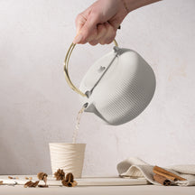 Berlinger Haus Theepot met RVS Filter - Gietijzer Mat Crème - 1 Liter
