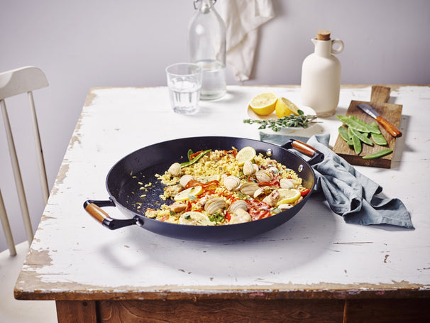Beka Paella pan met 2 zijgrepen Mandala Gietijzer ø 36 cm - keramische anti-aanbaklaag - geschikt voor alle warmtebronnen