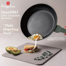Berlinger Haus Pannenset Mat Groen 11-Delig - Kookpan ø 20, 24, 28 cm, Koekenpan ø 24, 28 cm & Steelpan ø 16 cm - Geschikt voor alle warmtebronnen