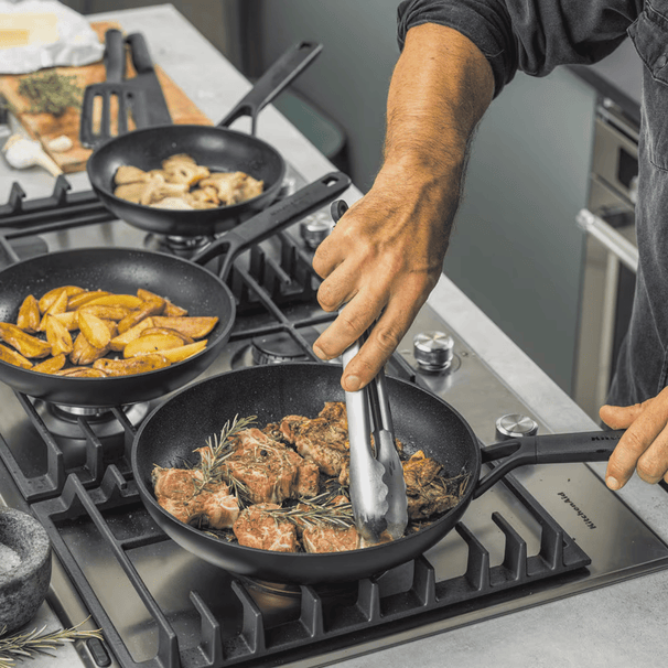 KitchenAid Koekenpannenset Classic Forged 3-delig - ø 20, 24 & 28 cm - keramische anti-aanbaklaag