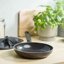 BK Koekenpan Easy Induction ø 24 cm - sfeerbeeld 2