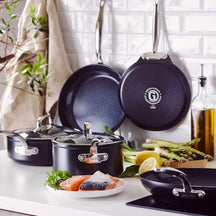 GreenPan Hapjespan met deksel Barcelona Pro Zwart ø 28 cm / 4.6 Liter - sfeerbeeld 1