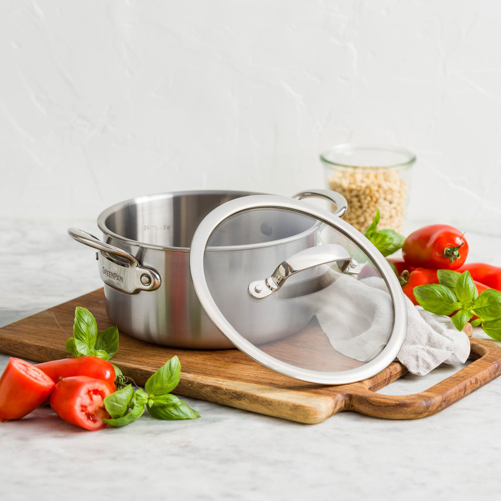 GreenPan Kookpan met deksel Première 5PLY RVS ø 18 cm / 2.13 Liter - sfeerbeeld 1