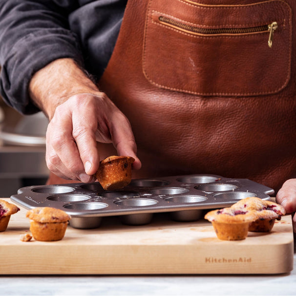 KitchenAid Mini Muffinvorm Aluminized Steel - 12 muffins - 30 x 20 cm - keramische anti-aanbaklaag