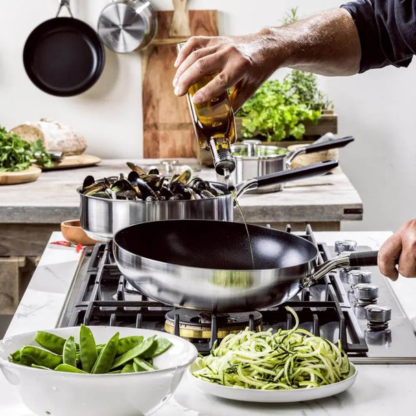 KitchenAid Wokpan Classic RVS ø 28 cm / 3.7 Liter - keramische anti-aanbaklaag