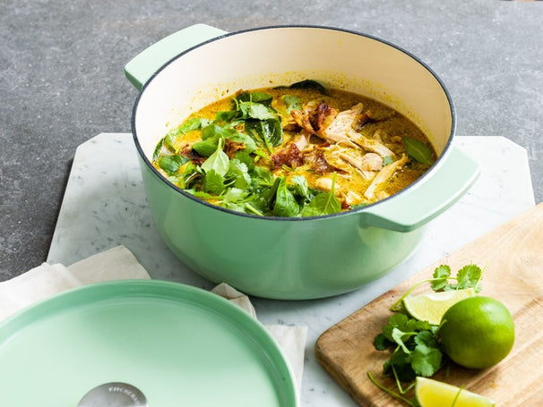 KitchenAid Braadpan Cast Iron Pistachio ø 26 cm / 5.2 Liter - geëmailleerde anti-aanbaklaag