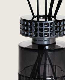 Maison Berger Geurstokjes Celebration Noir - Hypnotic Oud - 200 ml - detail 1
