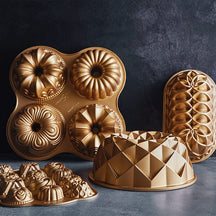 Nordic Ware Cakevorm / Broodbakvorm Jubilee Loaf Goud - 26 x 15 cm