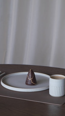 LIND DNA Placemats Nupo - Leer - Truffle - Curved - Afwasbaar - 44 x 37 cm - 2 Stuks